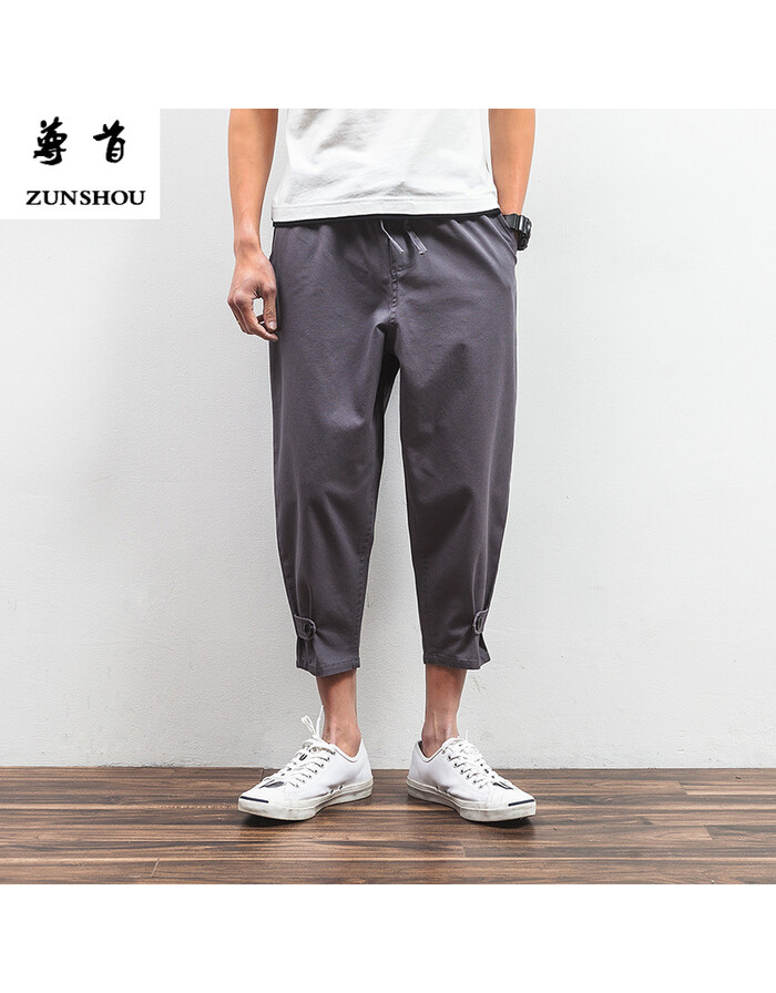 过大年53岁董卿回江苏亲戚家吃饭素颜穿着普通皮肤白气质佳